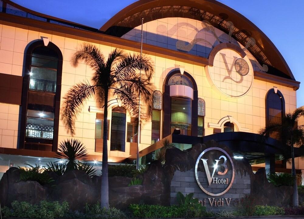 Hotel Oval Surabaya Eksteriør bilde