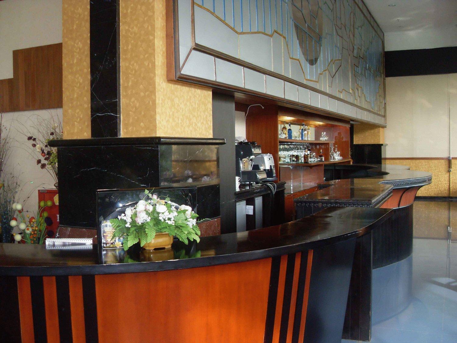Hotel Oval Surabaya Eksteriør bilde